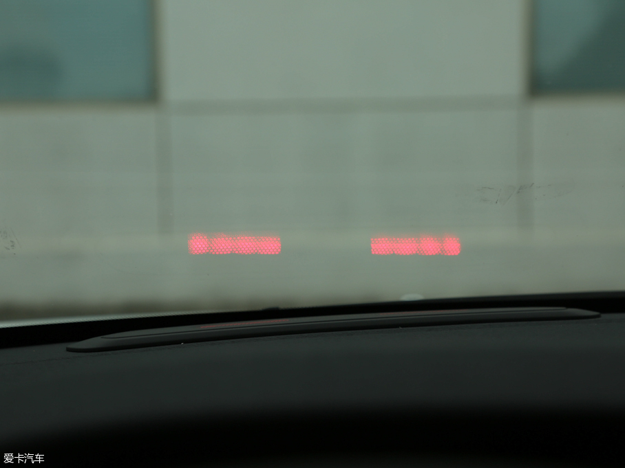 2017V40 Cross Country 2.0T T5 AWDŰ