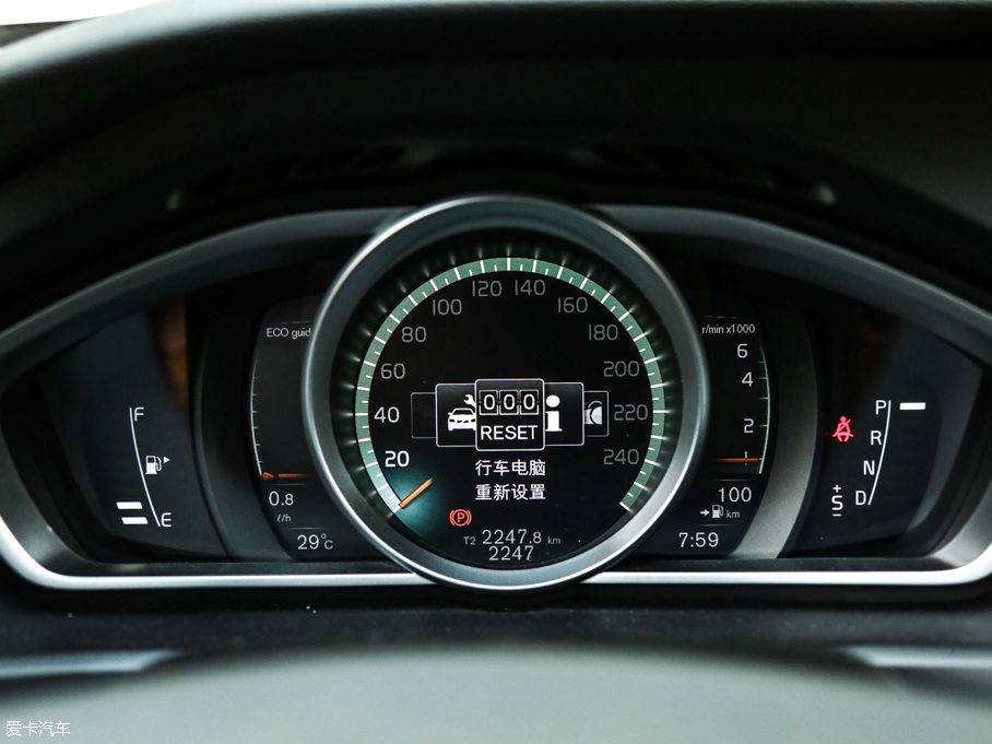 2017V40 Cross Country 2.0T T5 AWDŰ