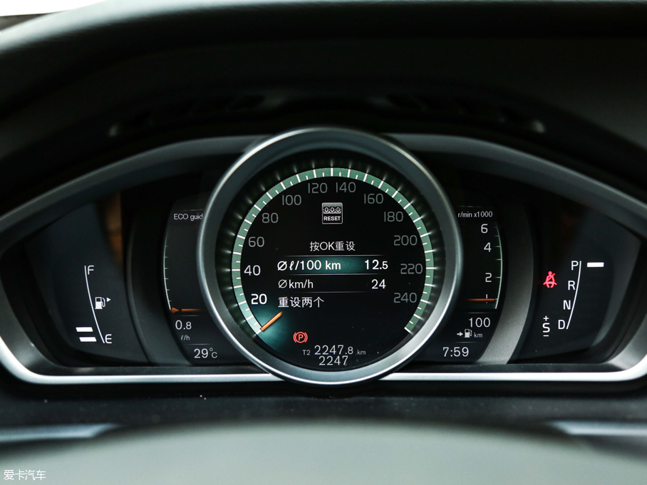 2017V40 Cross Country 2.0T T5 AWDŰ