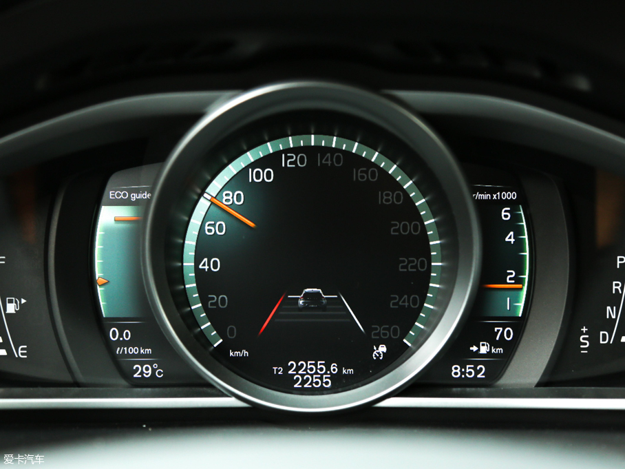 2017V40 Cross Country 2.0T T5 AWDŰ