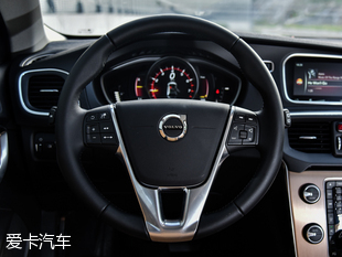 沃爾沃(進口)2017款V40 Cross Country