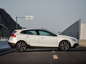 20172.0T T5 AWDŰ w^