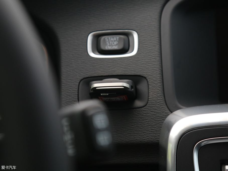 2017֠V60 2.0T T4 а V