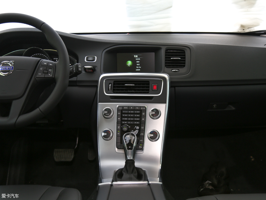 2017֠V60 2.0T T4 а V