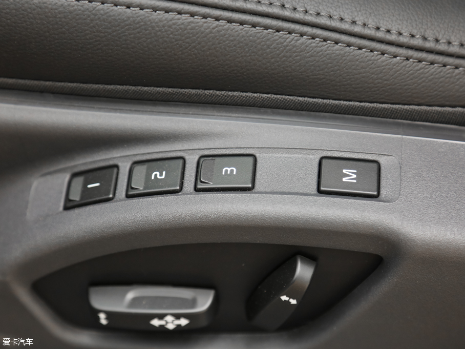 2017֠V60 2.0T T5 ݰ V