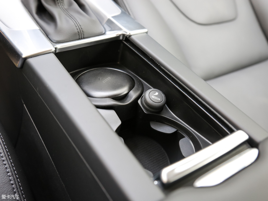 2017֠V60 2.0T T5 ݰ V