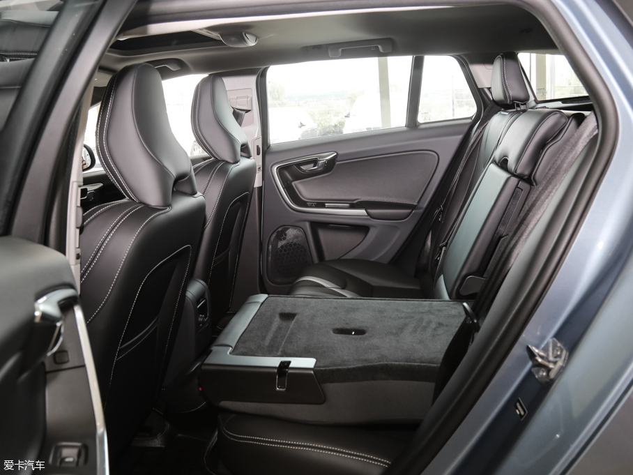 2017֠V60 2.0T T5 Ű V