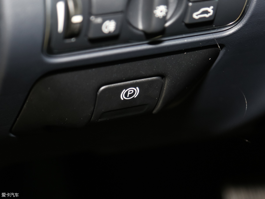 2017֠V60 2.0T T5 Ű V