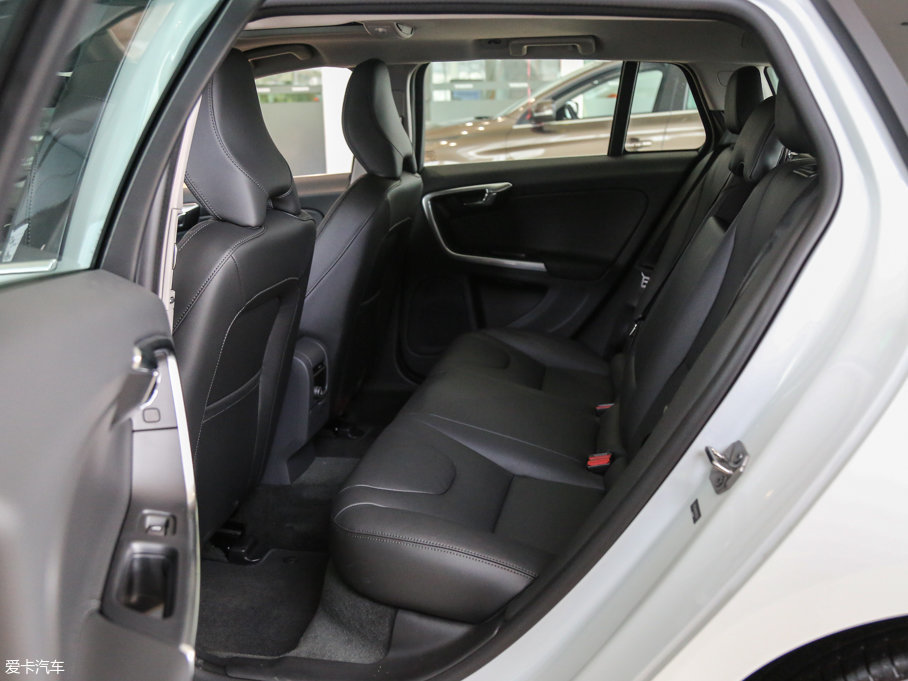 2017֠V60 2.0T T5 ݰ V