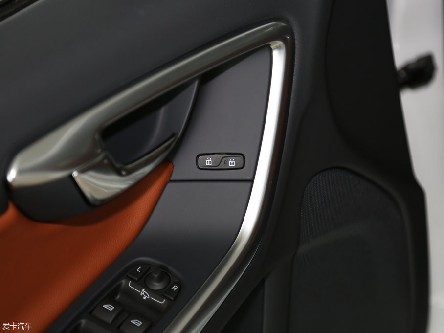 2017֠V60 2.0T T5 Ű V