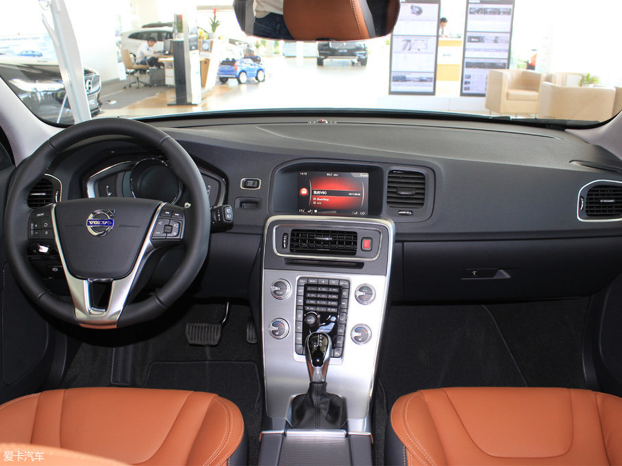 2017֠V60 2.0T T5  (gu)V