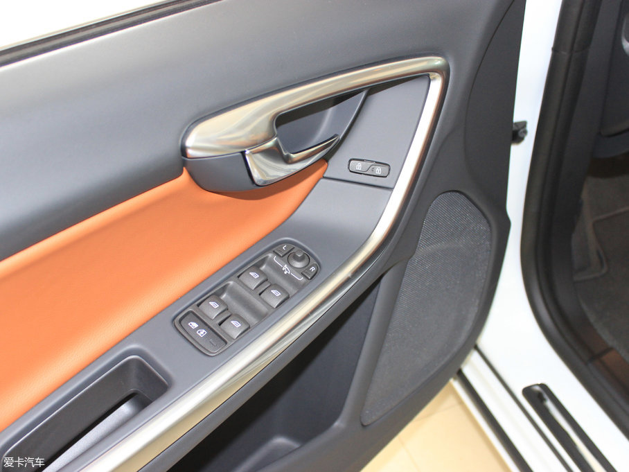 2017֠V60 2.0T T5  (gu)V