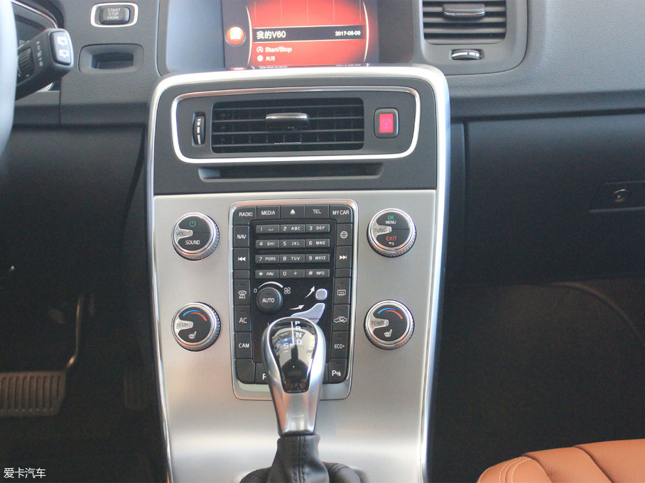 2017֠V60 2.0T T5  V