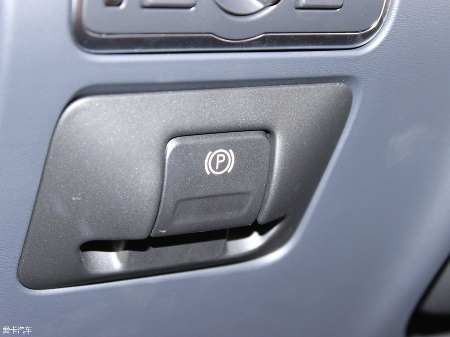 2017֠V60 2.0T T5  V