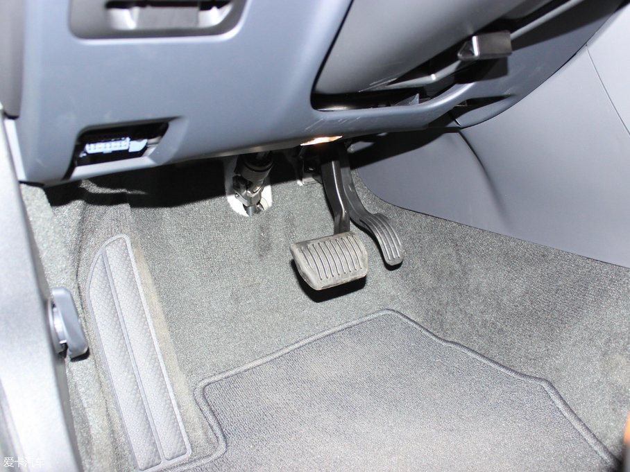 2017֠V60 2.0T T5  V