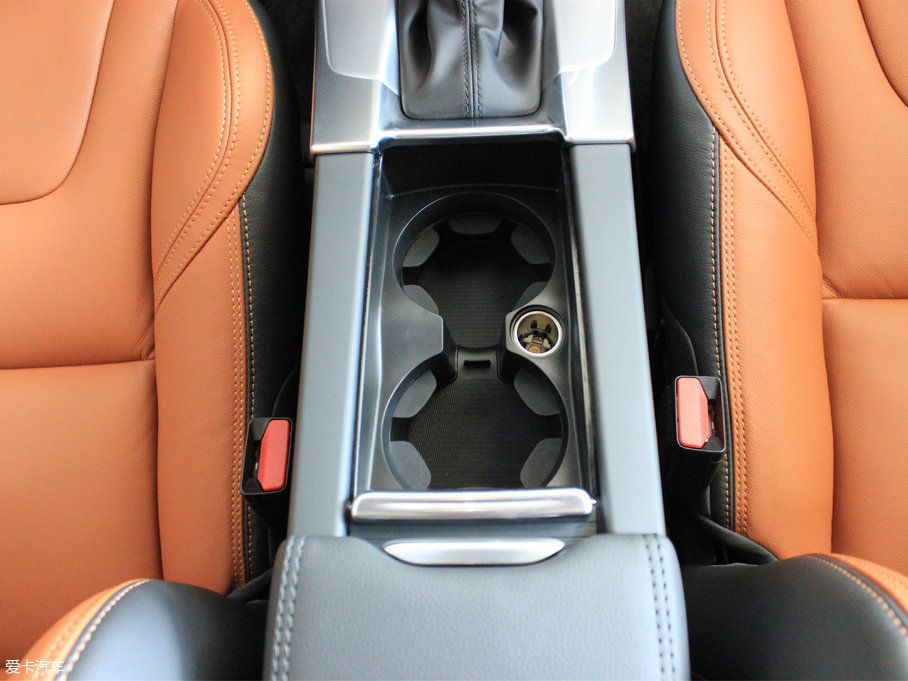 2017֠V60 2.0T T5  V