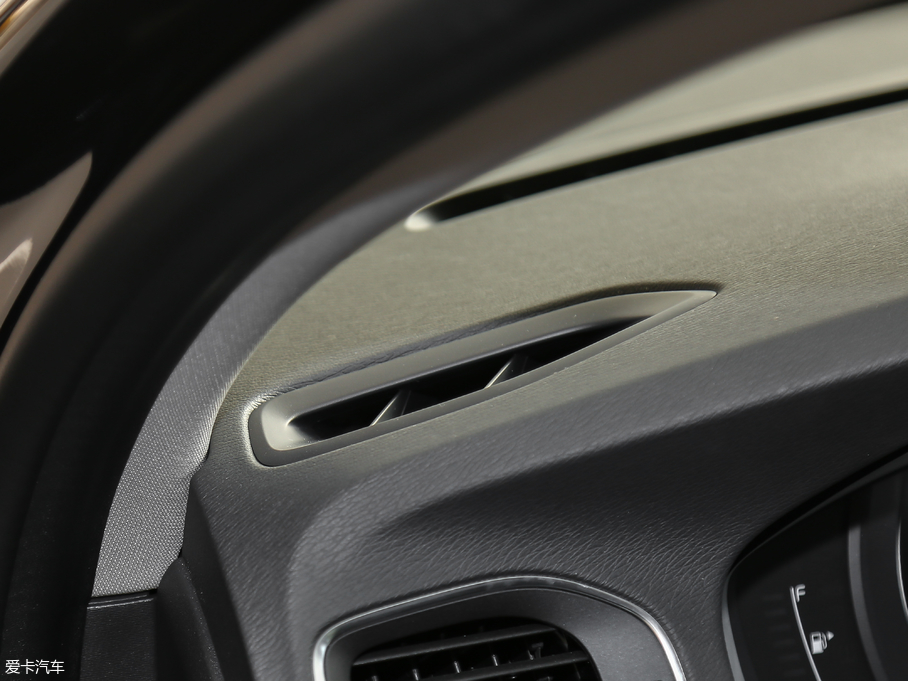 2017֠V60 2.0T T5 ݰ V