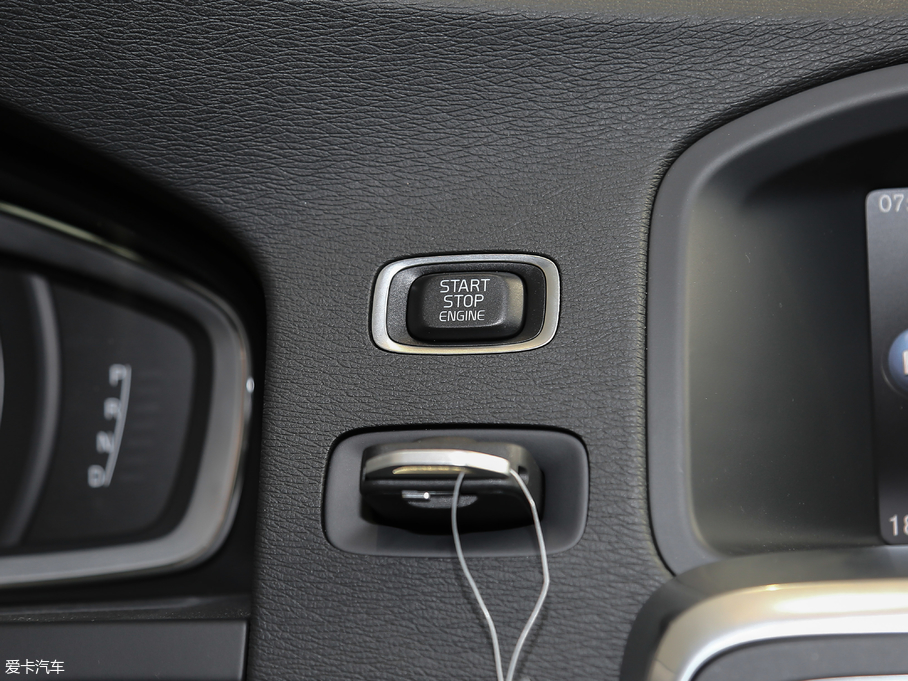 2017֠V60 2.0T T5 ݰ V