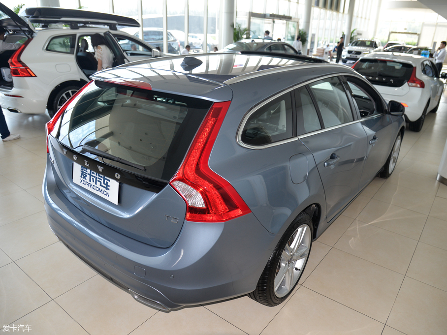 2017֠V60 2.0T T5  V