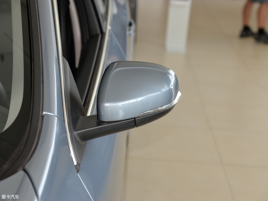 2017֠V60 2.0T T5  V