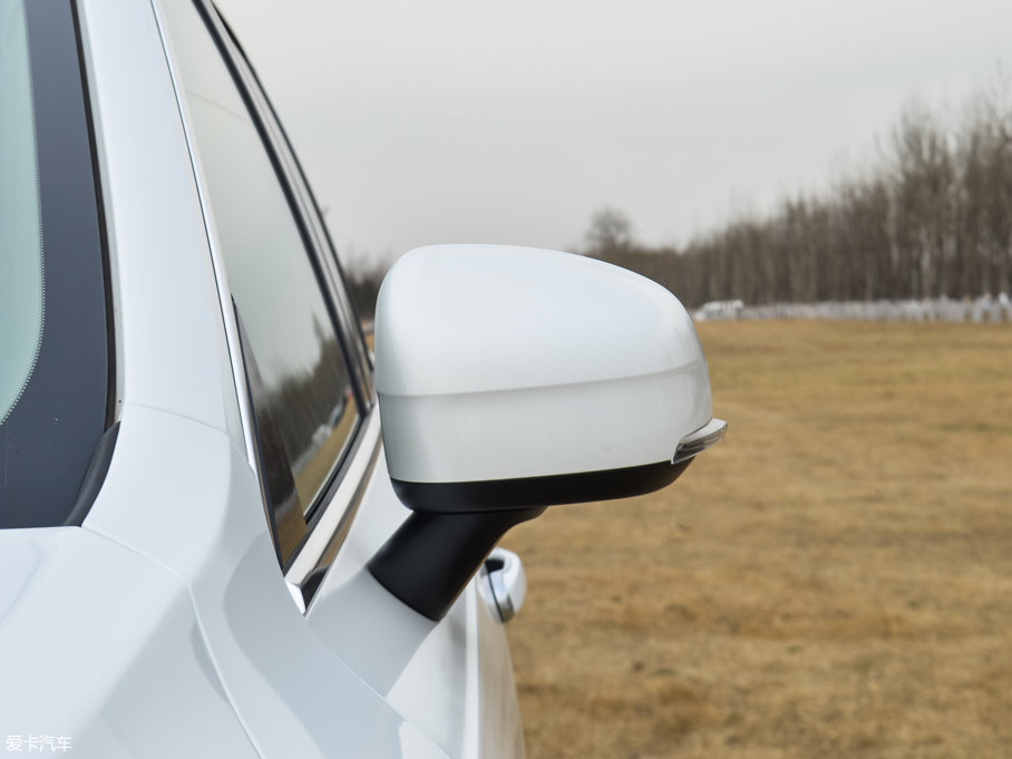 2017���֠���XC90 T5 ���ݰ�