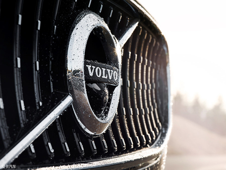 2017֠ V90 2.0T T5 AWD 