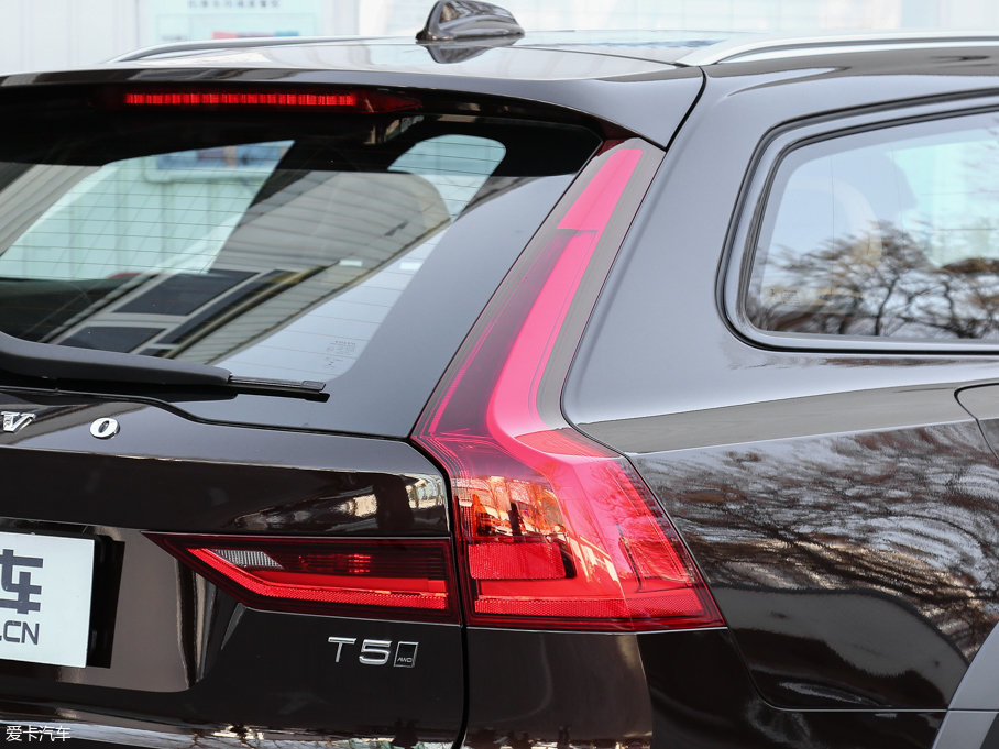 2017֠ V90 2.0T T5 AWD 