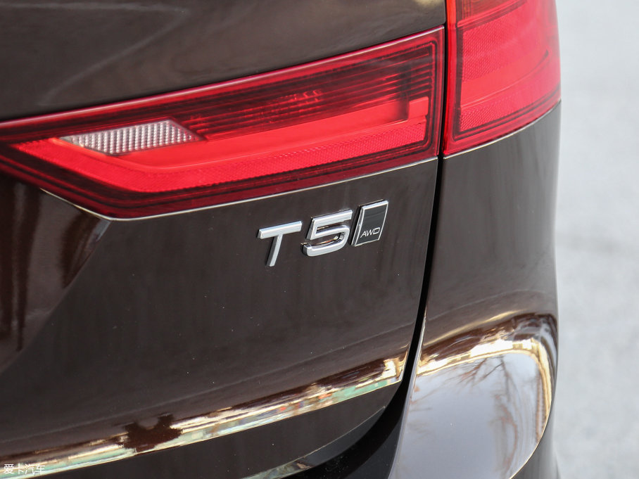 2017֠ V90 2.0T T5 AWD 