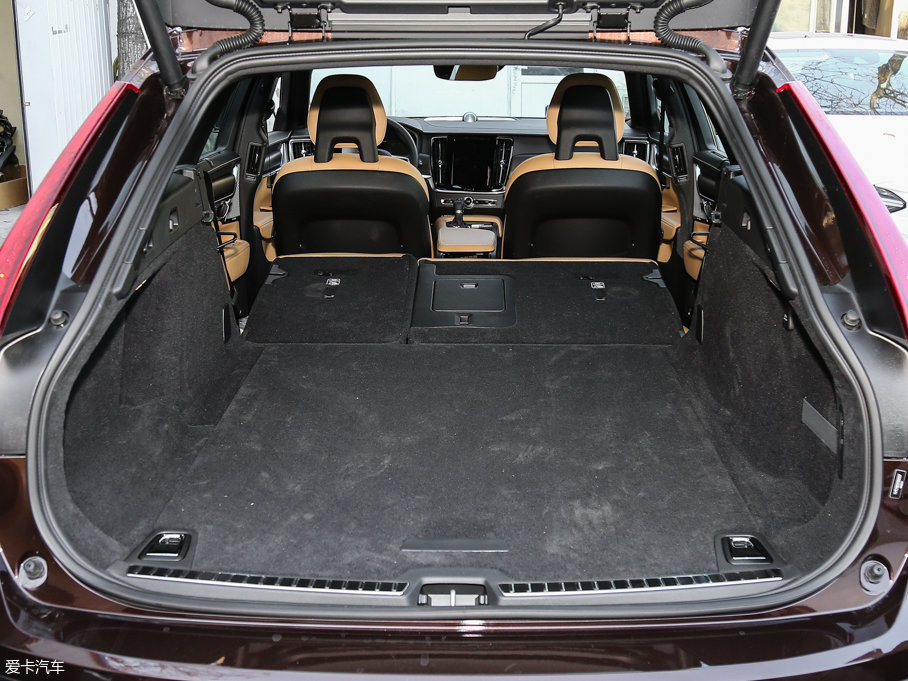 2017֠ V90 2.0T T5 AWD 