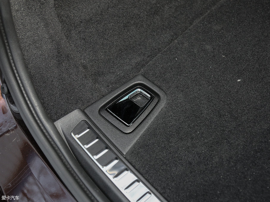 2017֠ V90 2.0T T5 AWD 