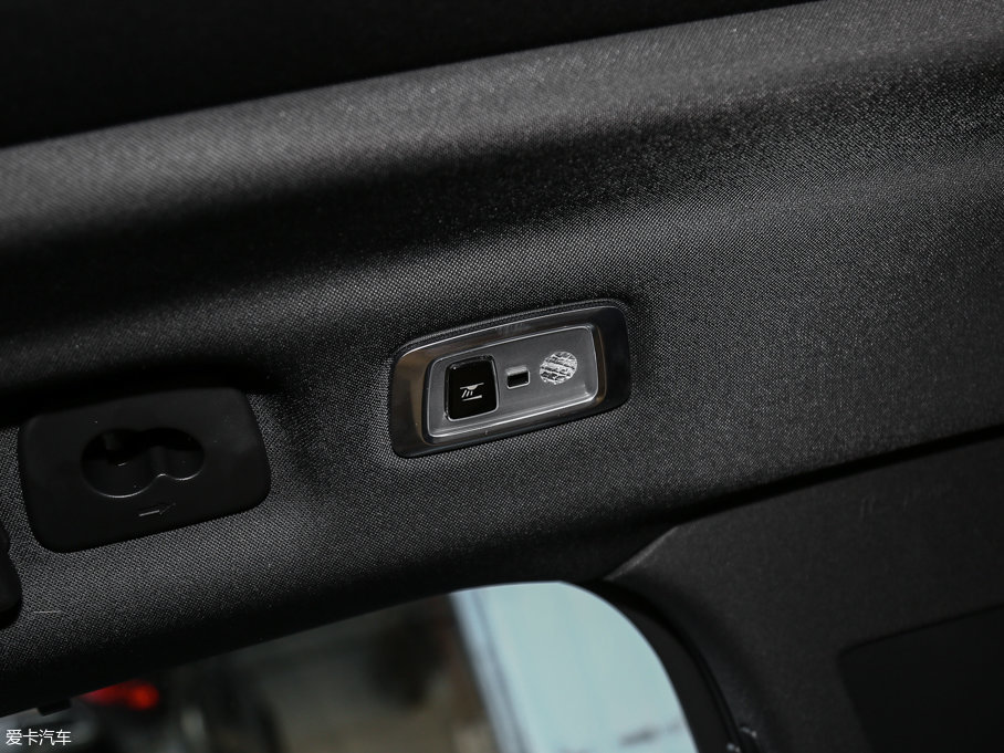 2017֠ V90 2.0T T5 AWD 