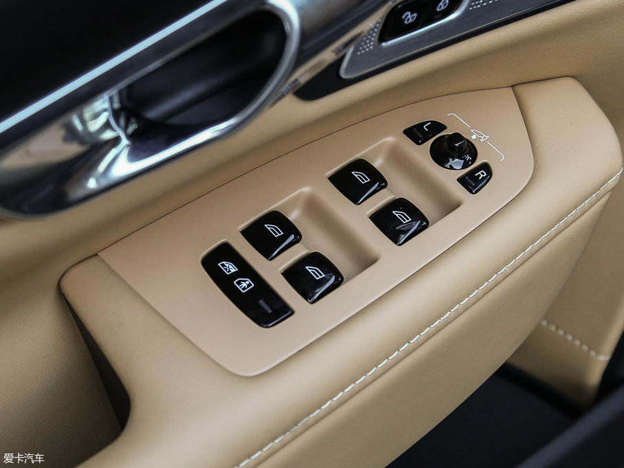 2017֠ V90 2.0T T5 AWD 