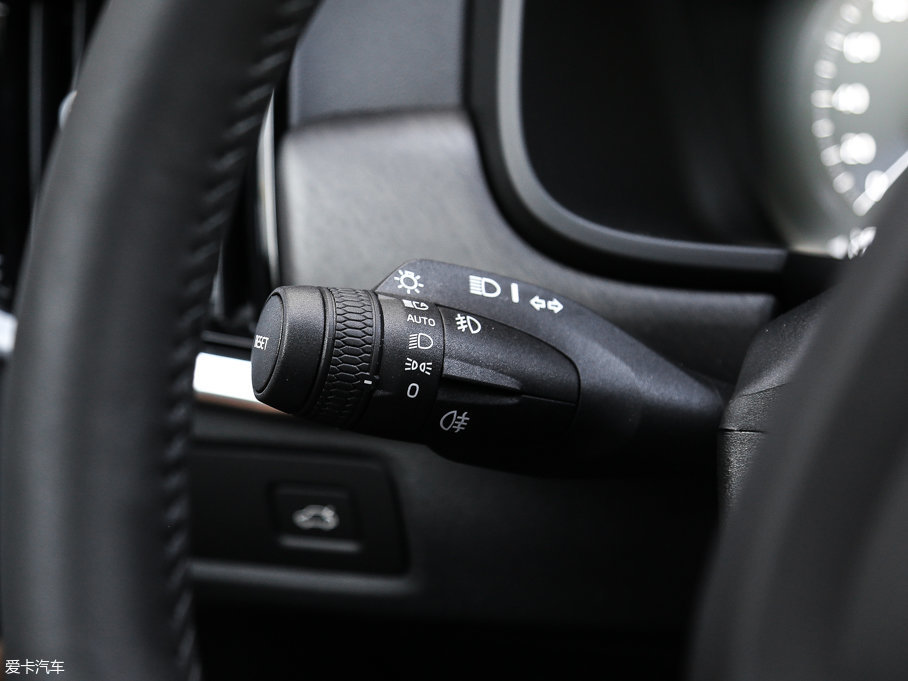 2017֠ V90 2.0T T5 AWD 