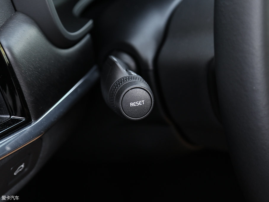 2017֠ V90 2.0T T5 AWD 