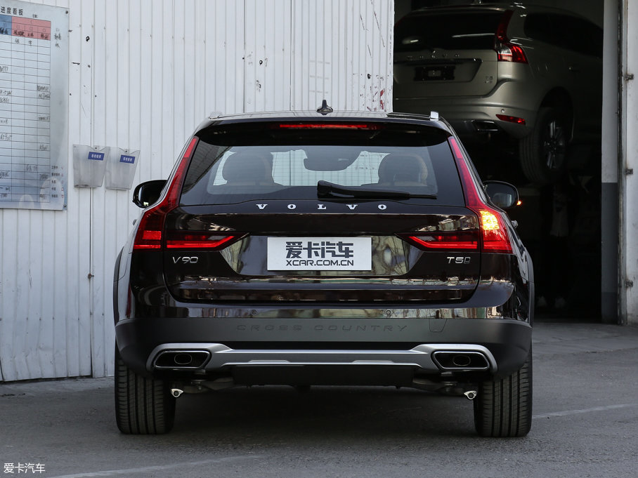 2017֠ V90 2.0T T5 AWD 