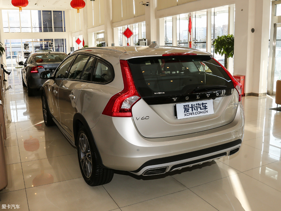 2017V60 Cross Country 2.0T T5 AWD V