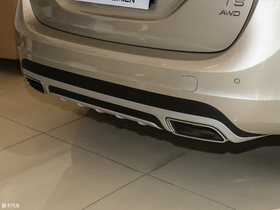 2017V60 Cross Country 2.0T T5 AWD V