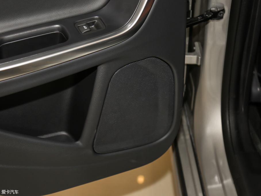 2017V60 Cross Country 2.0T T5 AWD V