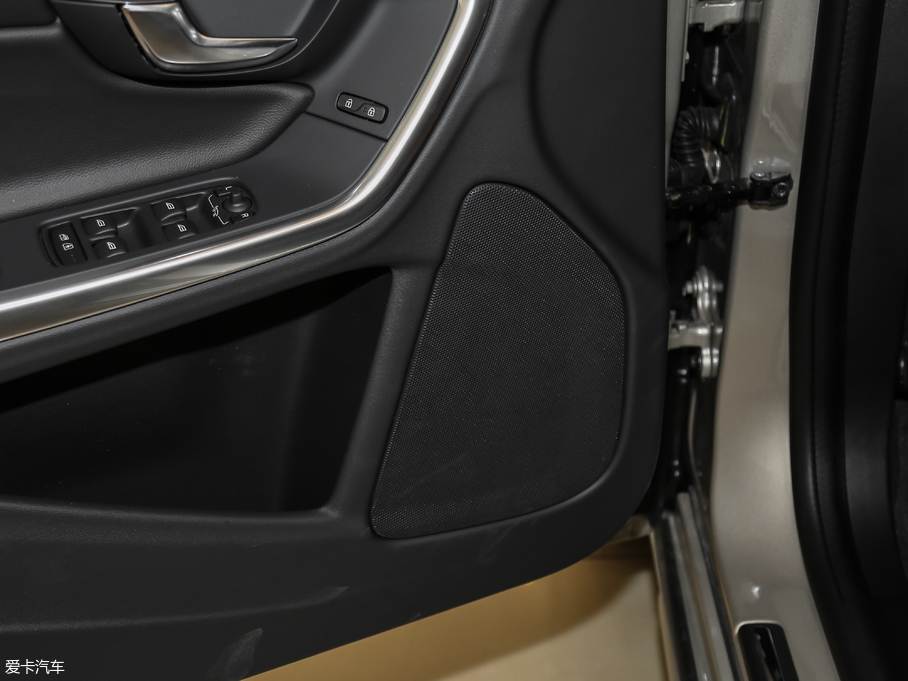 2017V60 Cross Country 2.0T T5 AWD V