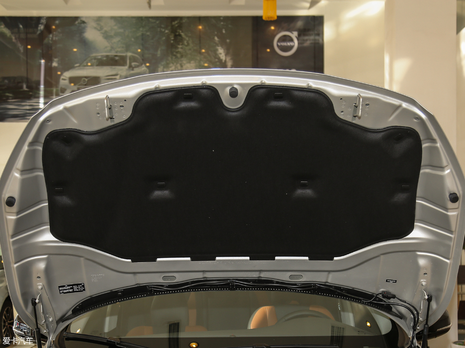 2017��V60 Cross Country 2.0T T5 AWD ��(gu��)V