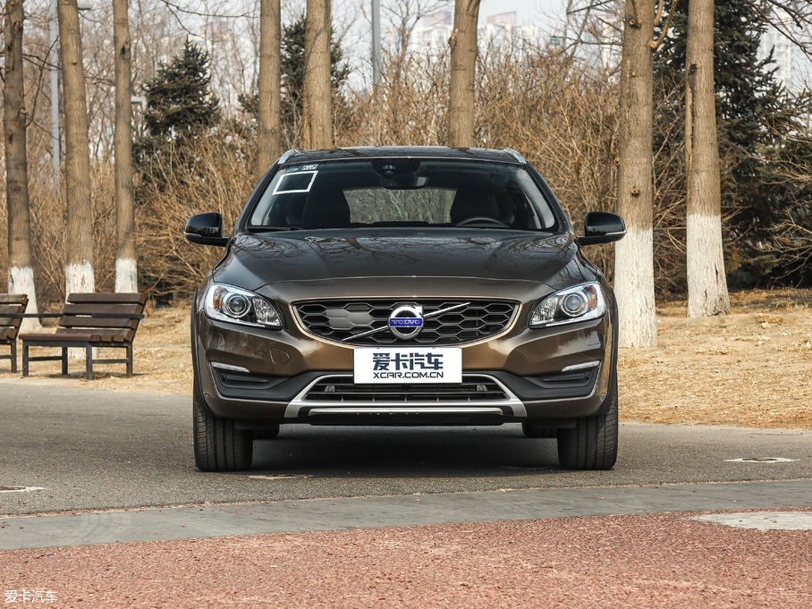 2017V60 Cross Country 2.0T T5 AWD V