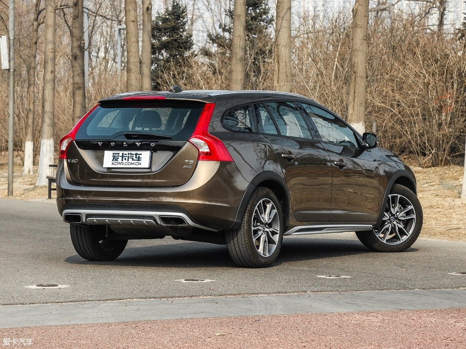 2017V60 Cross Country 2.0T T5 AWD V