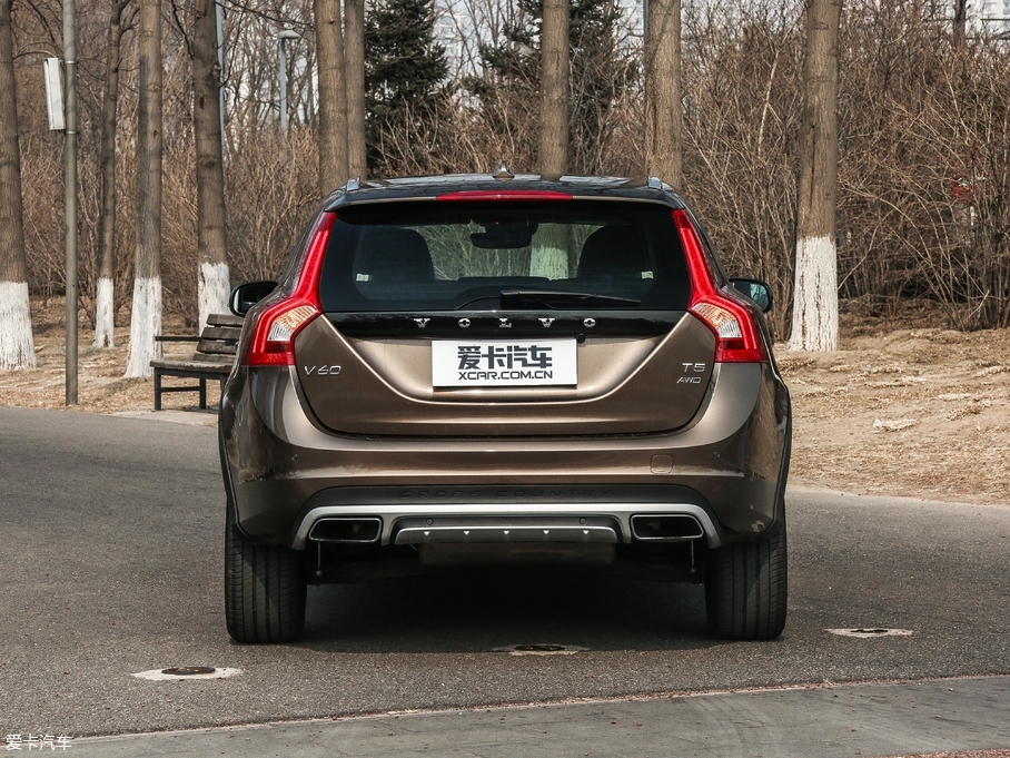 2017V60 Cross Country 2.0T T5 AWD V