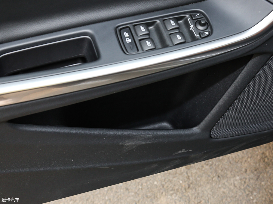 2017V60 Cross Country 2.0T T5 AWD V