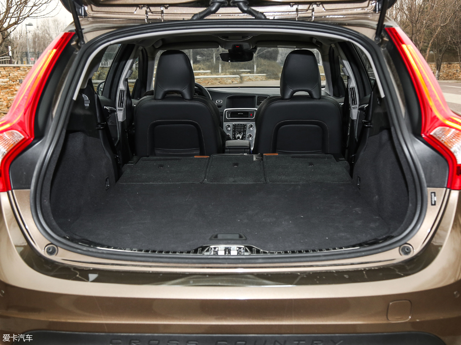 2017V60 Cross Country 2.0T T5 AWD V