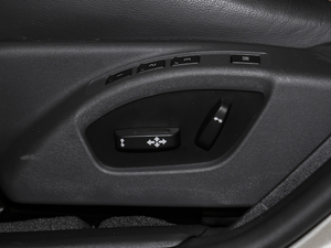 20172.0T T5 AWD V {{