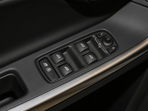 20172.0T T5 AWD V {܇ƅ^	