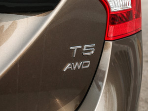 20172.0T T5 AWD V ^