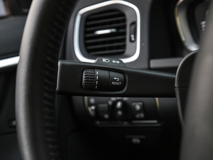 20172.0T T5 AWD V п؅^