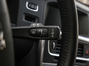 20172.0T T5 AWD V п؅^